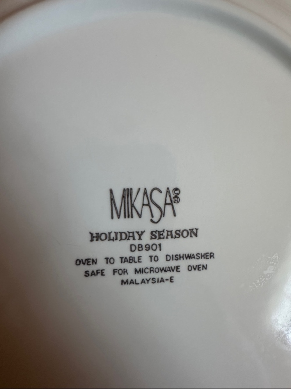 Mikasa holiday plate - Picture 2 of 3
